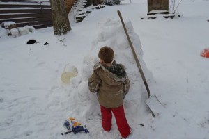 snow igloo 3